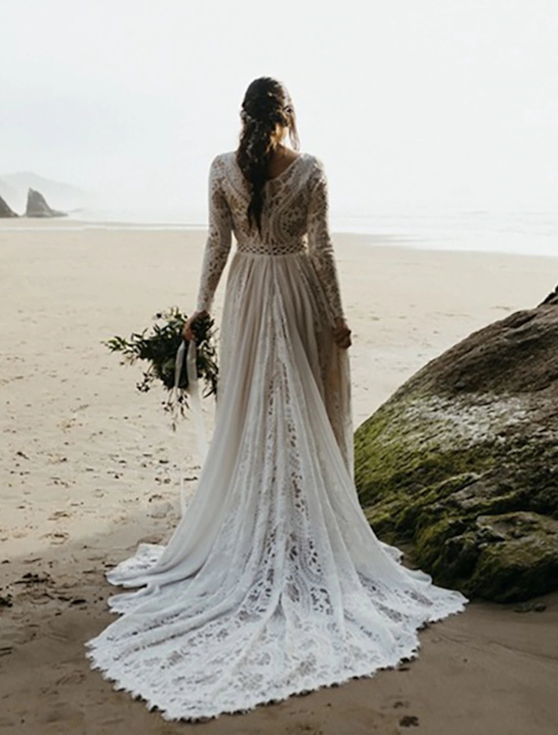 Beach Boho Wedding Dresses A-Line V Neck Long Sleeve Court Train Chiffon Bridal Gowns With Lace Insert