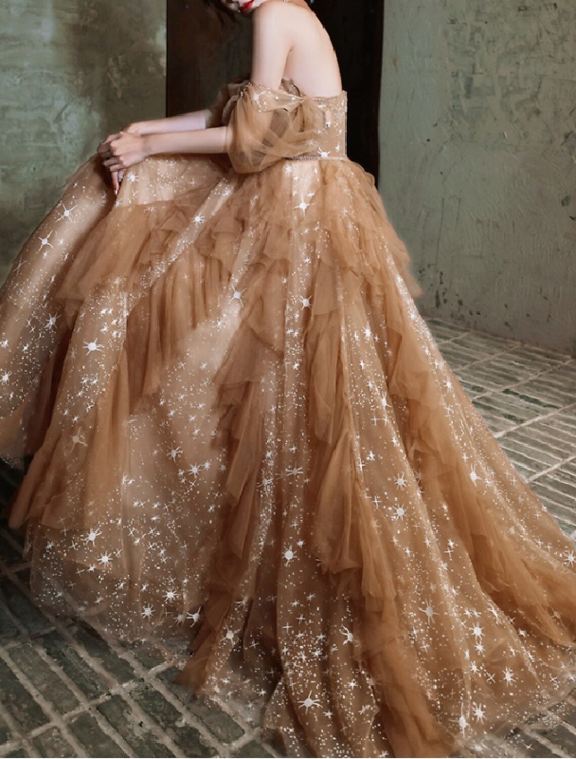 A-Line Elegant Sparkle & Shine Prom Formal Evening Dress Off Shoulder Short Sleeve Court Train Tulle with Beading Sequin