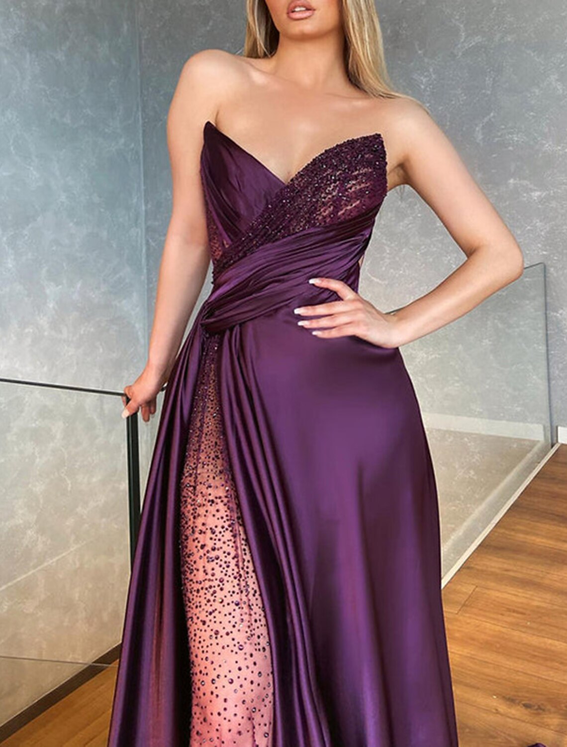 Mermaid / Trumpet Evening Gown Sparkle & Shine Dress Formal Wedding Guest Court Train Sleeveless Strapless Tulle with Pearls Slit