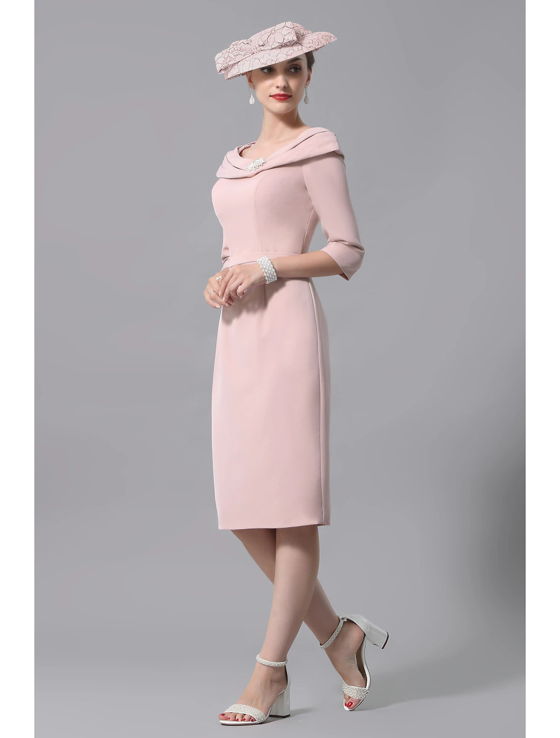 Sheath / Column Mother of the Bride Dress Vintage Plus Size Elegant Scoop Neck Knee Length Jersey 3/4 Length Sleeve with Beading Crystal Brooch