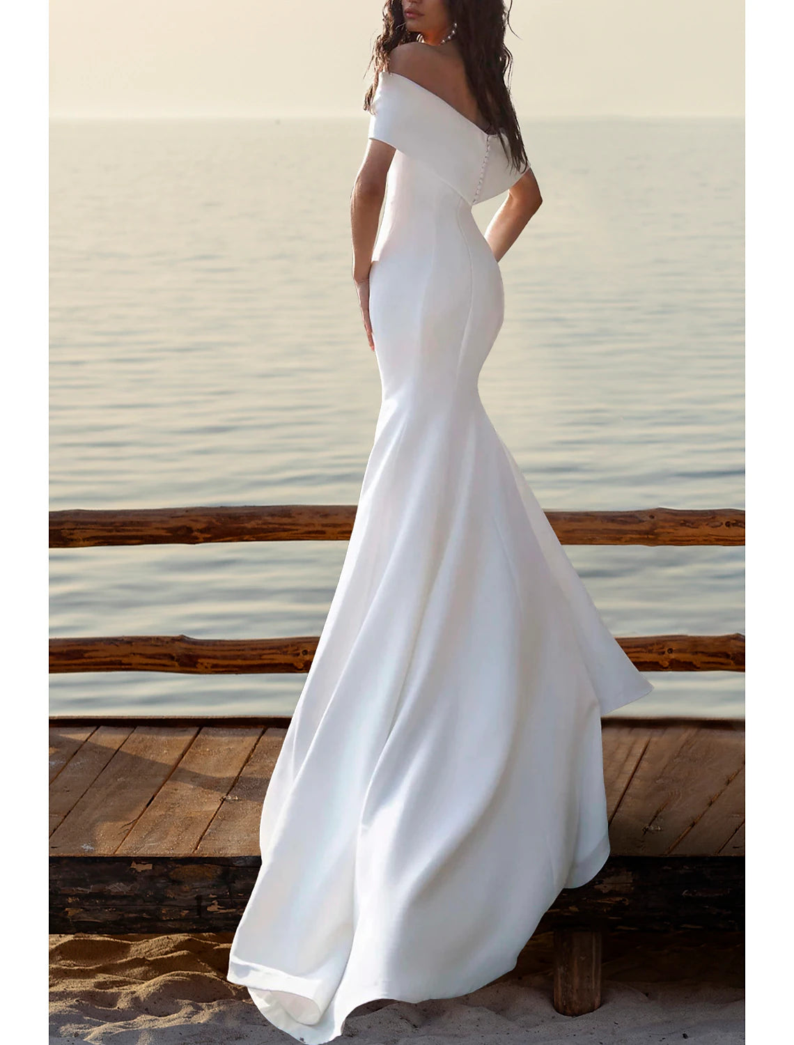 Beach Casual Wedding Dresses Mermaid / Trumpet Off Shoulder Cap Sleeve Court Train Satin Bridal Gowns With Ruched