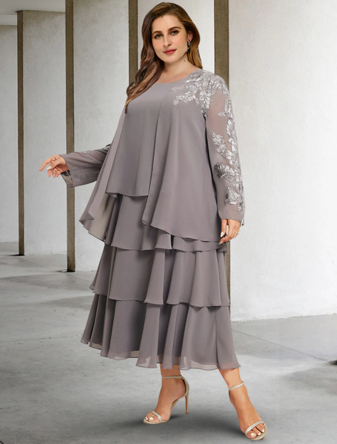 Two Piece A-Line Plus Size Curve Mother of the Bride Dresses Elegant Dress Formal Tea Length Sleeveless Jewel Neck Chiffon with Ruffles Appliques