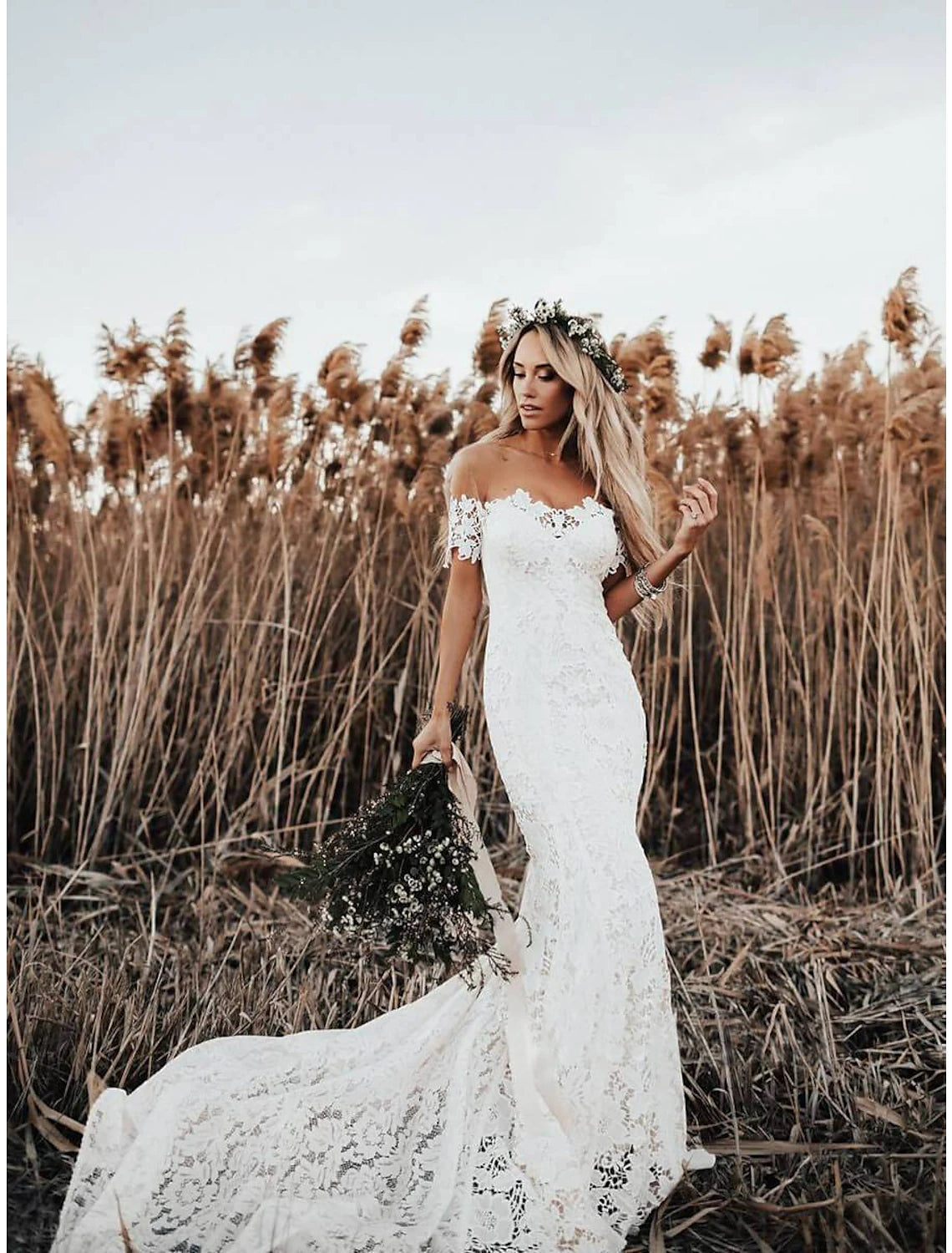 Beach Boho Wedding Dresses Mermaid / Trumpet Off Shoulder Cap Sleeve Chapel Train Lace Bridal Gowns With Appliques Solid Color 2023 Summer Wedding Party