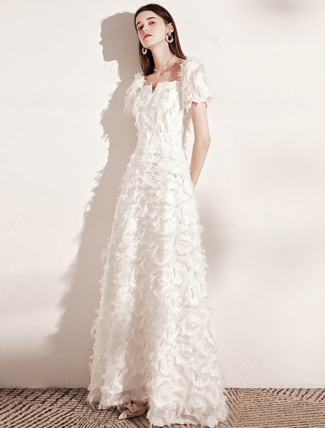 A-Line Evening Gown Minimalist Dress Wedding Guest Formal Evening Floor Length Short Sleeve Scoop Neck Nylon with Feather Pure Color