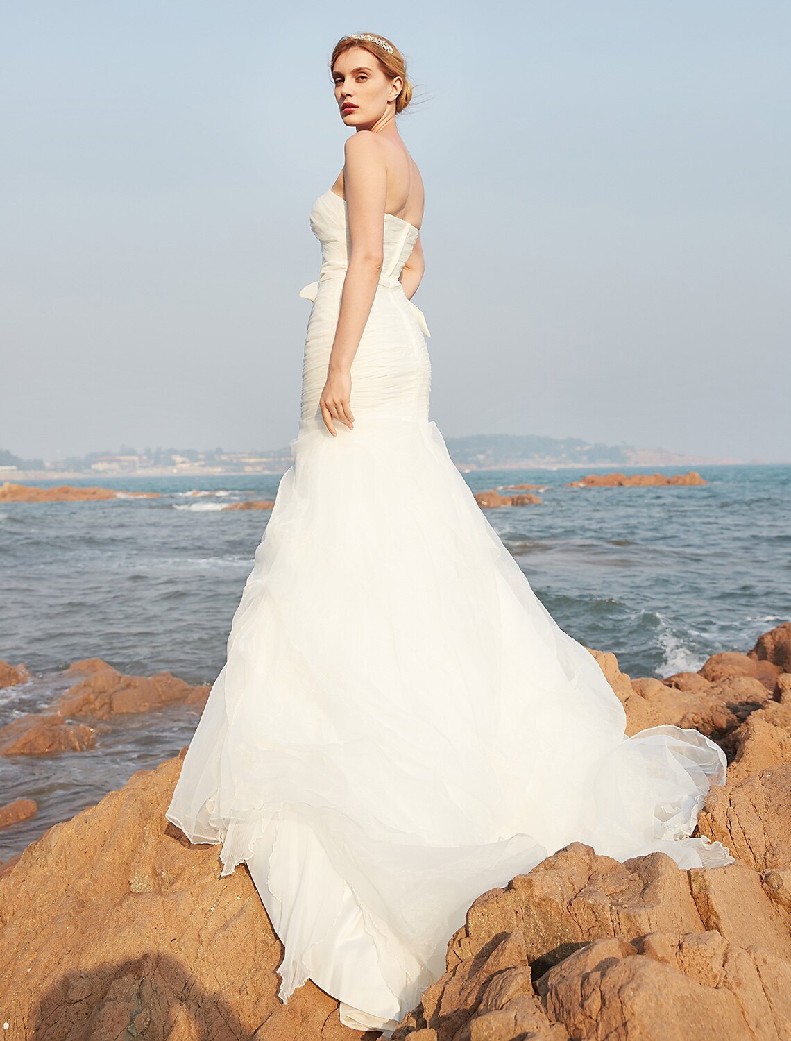 Wedding Dresses Mermaid / Trumpet Strapless Sleeveless Court Train Organza Bridal Gowns With Bowknot Pick Up Skirt