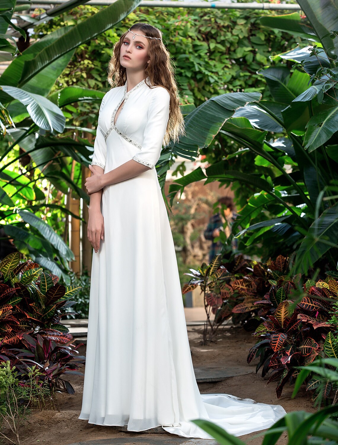 Beach Wedding Dresses Sheath / Column V Neck Half Sleeve Court Train Georgette Bridal Gowns With Beading