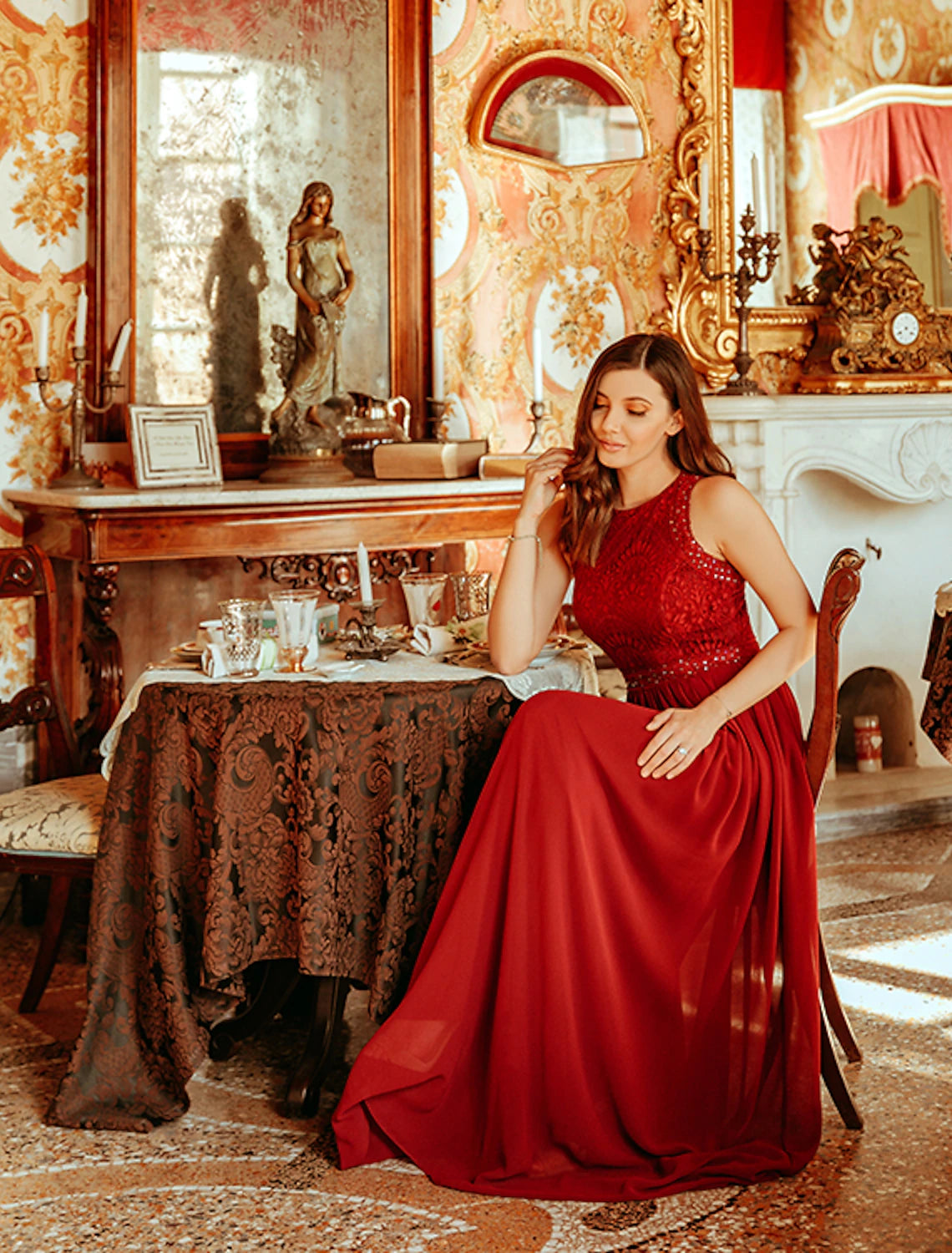 A-Line Prom Dresses Maxi Dress Wedding Guest Floor Length Sleeveless Jewel Neck Chiffon with Pleats Lace Insert