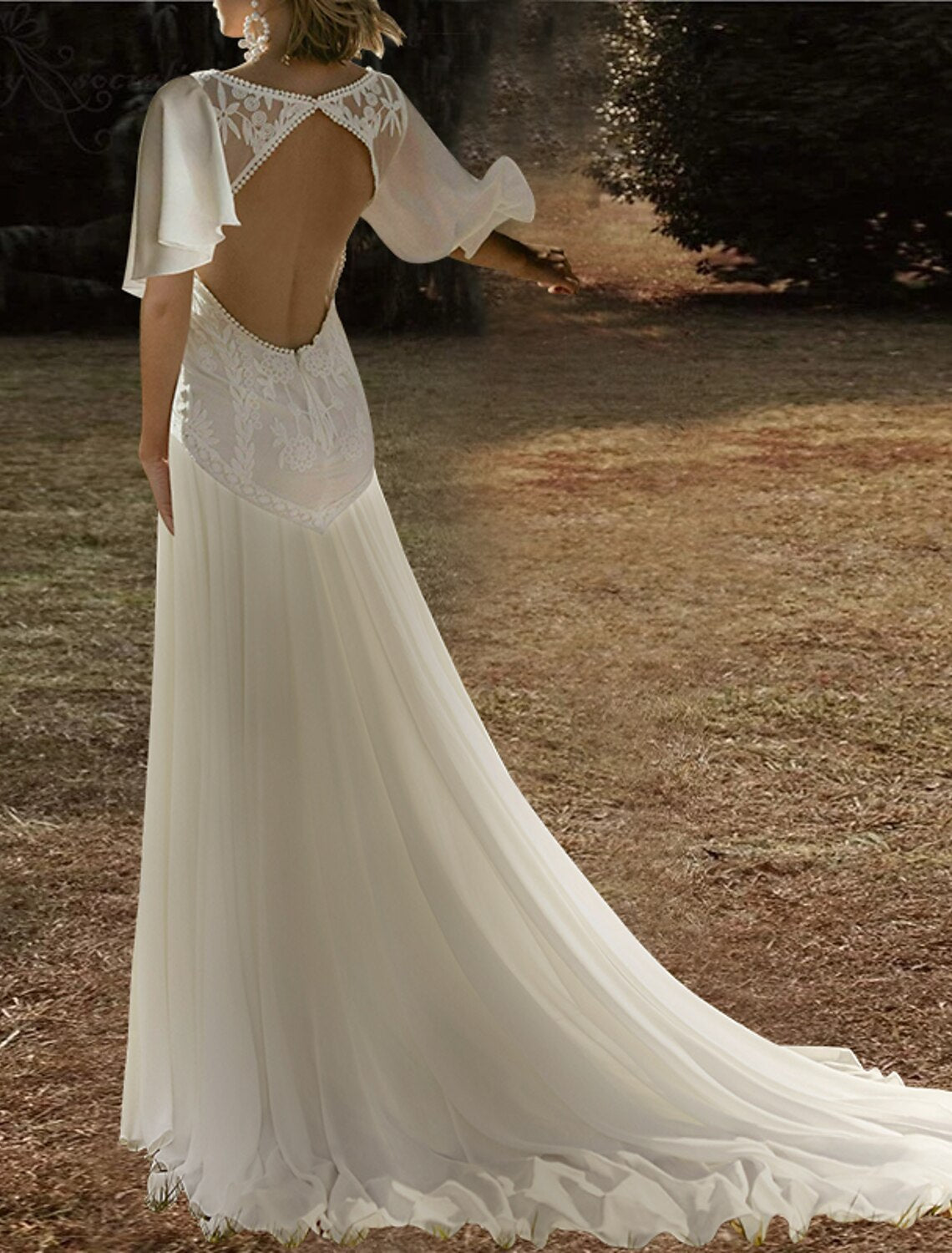 Beach Open Back Boho Wedding Dresses A-Line V Neck Short Sleeve Court Train Chiffon Bridal Gowns With Appliques Split Front