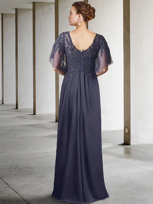 A-Line Plus Size Curve Mother of the Bride Dress Elegant V Neck Floor Length Chiffon Lace Short Sleeve with Beading Sequin Appliques