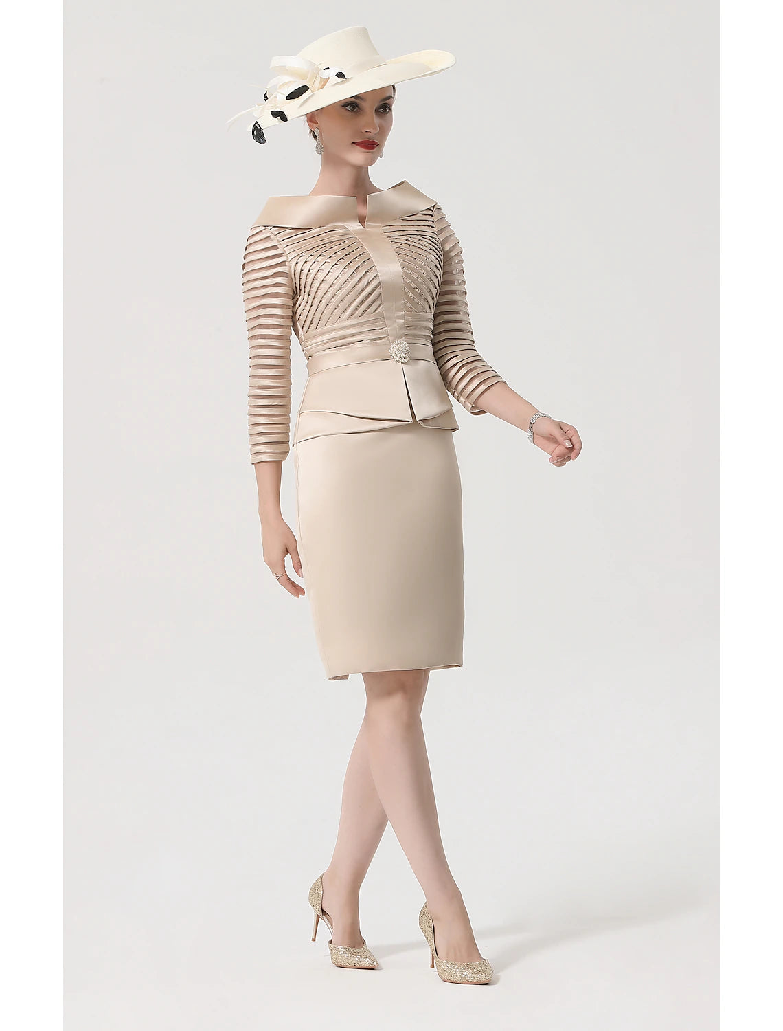 Sheath / Column Mother of the Bride Dress Vintage Plus Size Elegant Bateau Neck Knee Length Satin 3/4 Length Sleeve with Sash / Ribbon Crystals