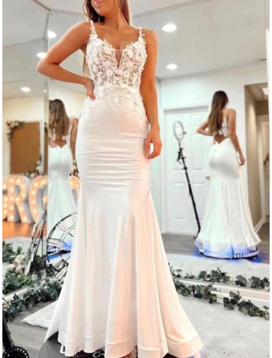 Beach Open Back Wedding Dresses Mermaid / Trumpet Sweetheart Camisole Spaghetti Strap Sweep / Brush Train Lace Bridal Gowns With Appliques