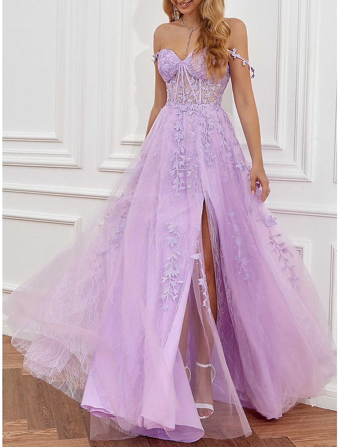 A-Line Prom Dresses See Through Dress Formal Sweep / Brush Train Sleeveless Sweetheart Tulle Backless with Beading Slit Appliques
