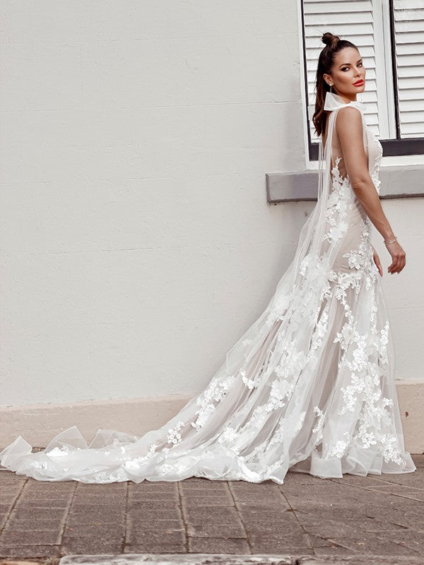 Sheath/Column Tulle Applique Sleeveless V-neck Chapel Train Wedding Dresses