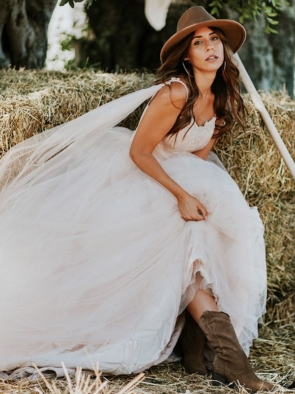 A-Line/Princess Tulle Ruffles Spaghetti Straps Sleeveless Sweep/Brush Train Wedding Dresses