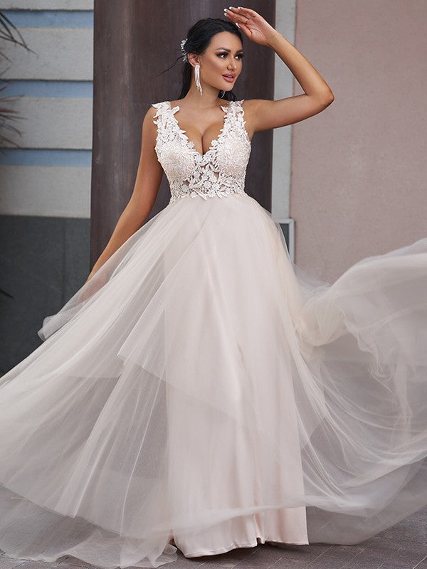 A-Line/Princess Tulle Applique V-neck Sleeveless Sweep/Brush Train Wedding Dresses