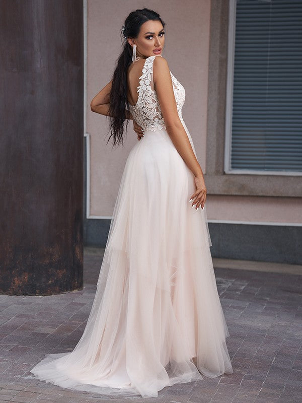 A-Line/Princess Tulle Applique V-neck Sleeveless Sweep/Brush Train Wedding Dresses