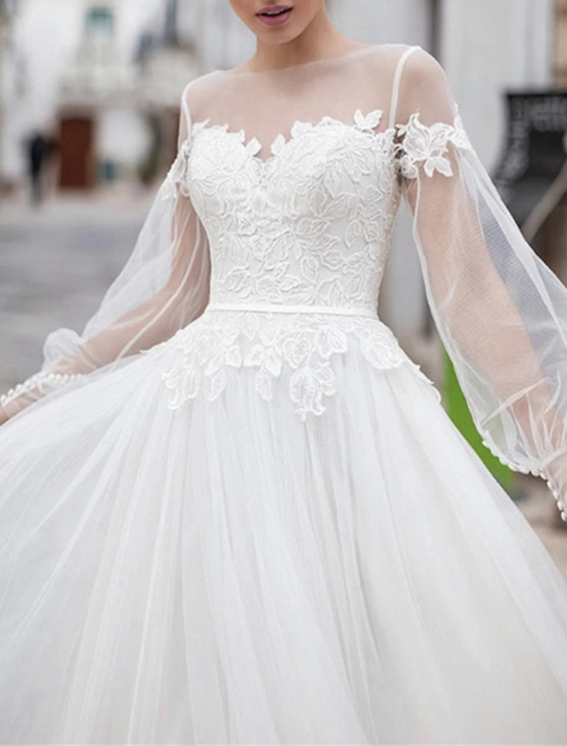 Beach Boho Wedding Dresses A-Line Illusion Neck Long Sleeve Floor Length Lace Bridal Gowns With Appliques Solid Color