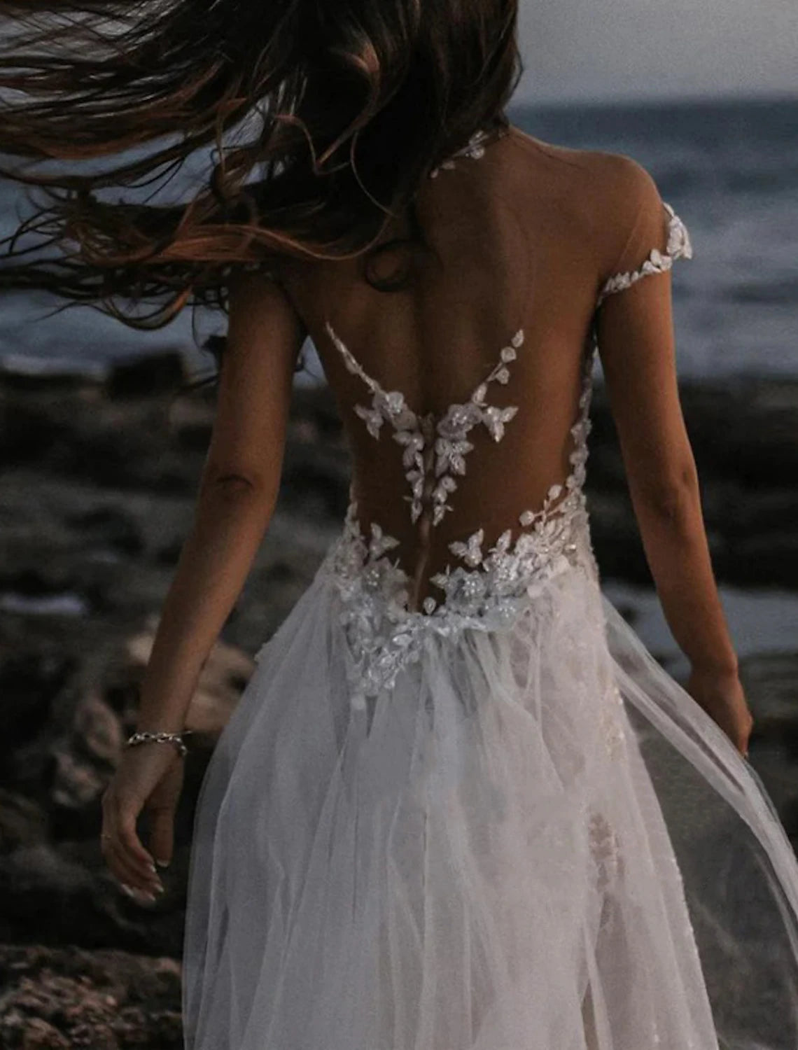 Beach Open Back Boho Wedding Dresses A-Line Off Shoulder Cap Sleeve Court Train Lace Bridal Gowns With Appliques Solid Color Summer Fall Wedding Party , Women's Clothing