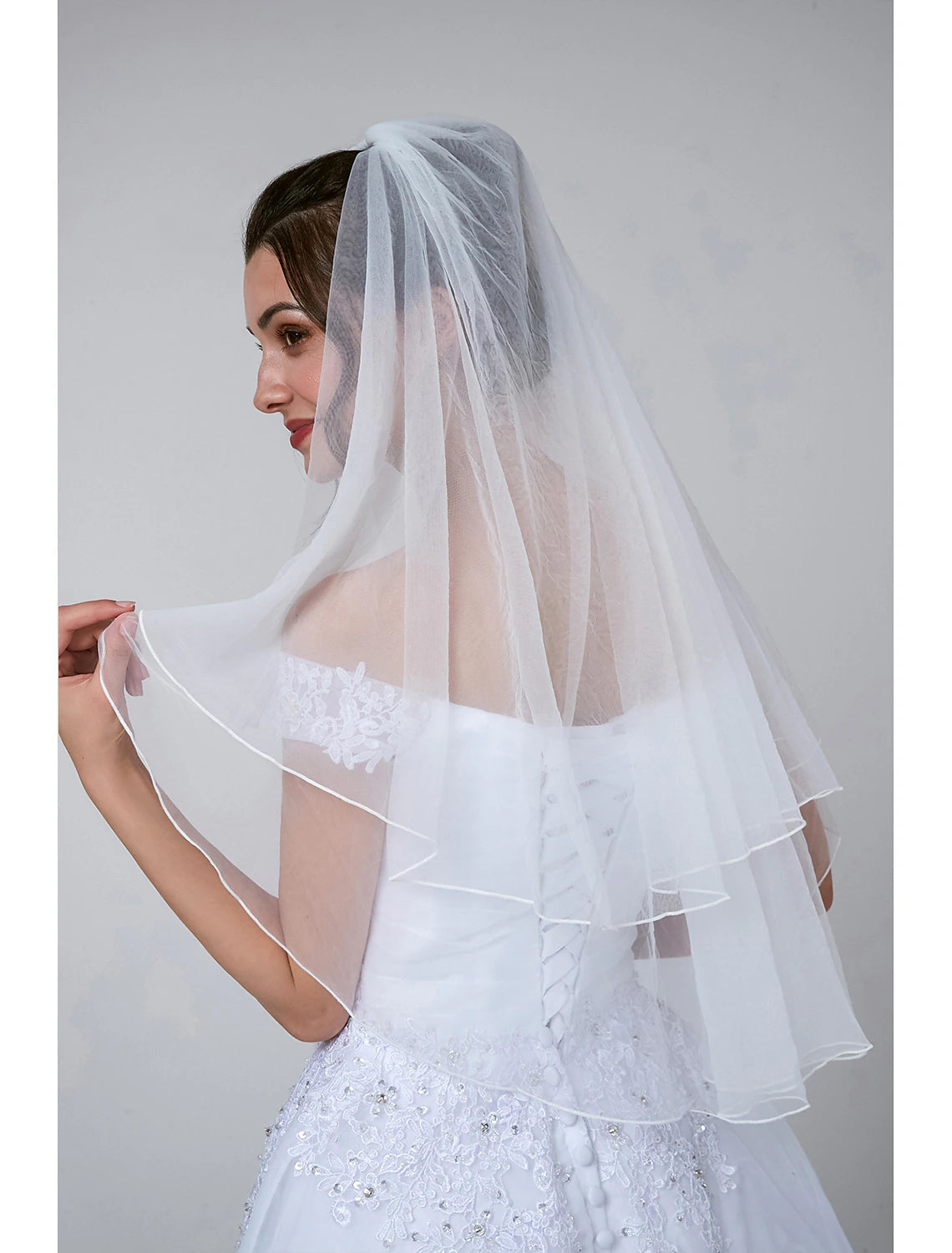 Two-tier Classic Timeless / Glamorous  Dramatic Wedding Veil Elbow Veils with Solid Tulle