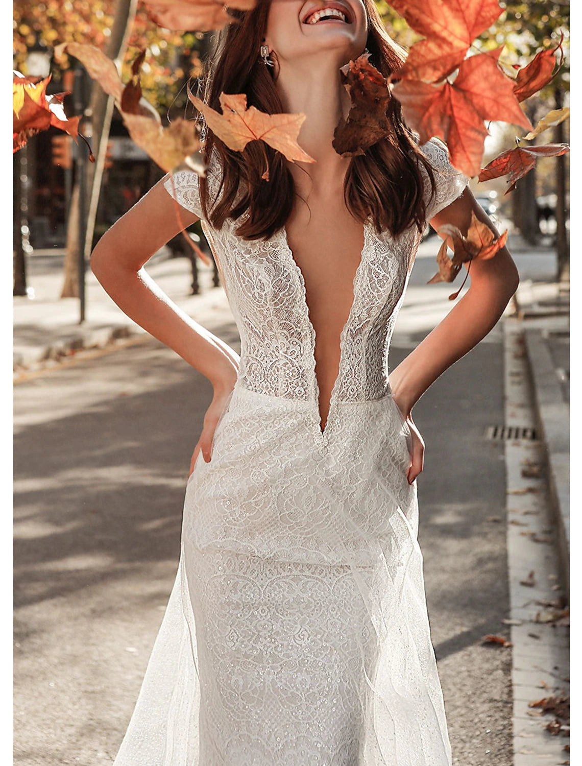 Engagement Open Back Formal Wedding Dresses Sheath / Column V Neck Cap Sleeve Floor Length Lace Bridal Gowns With Appliques Solid Color