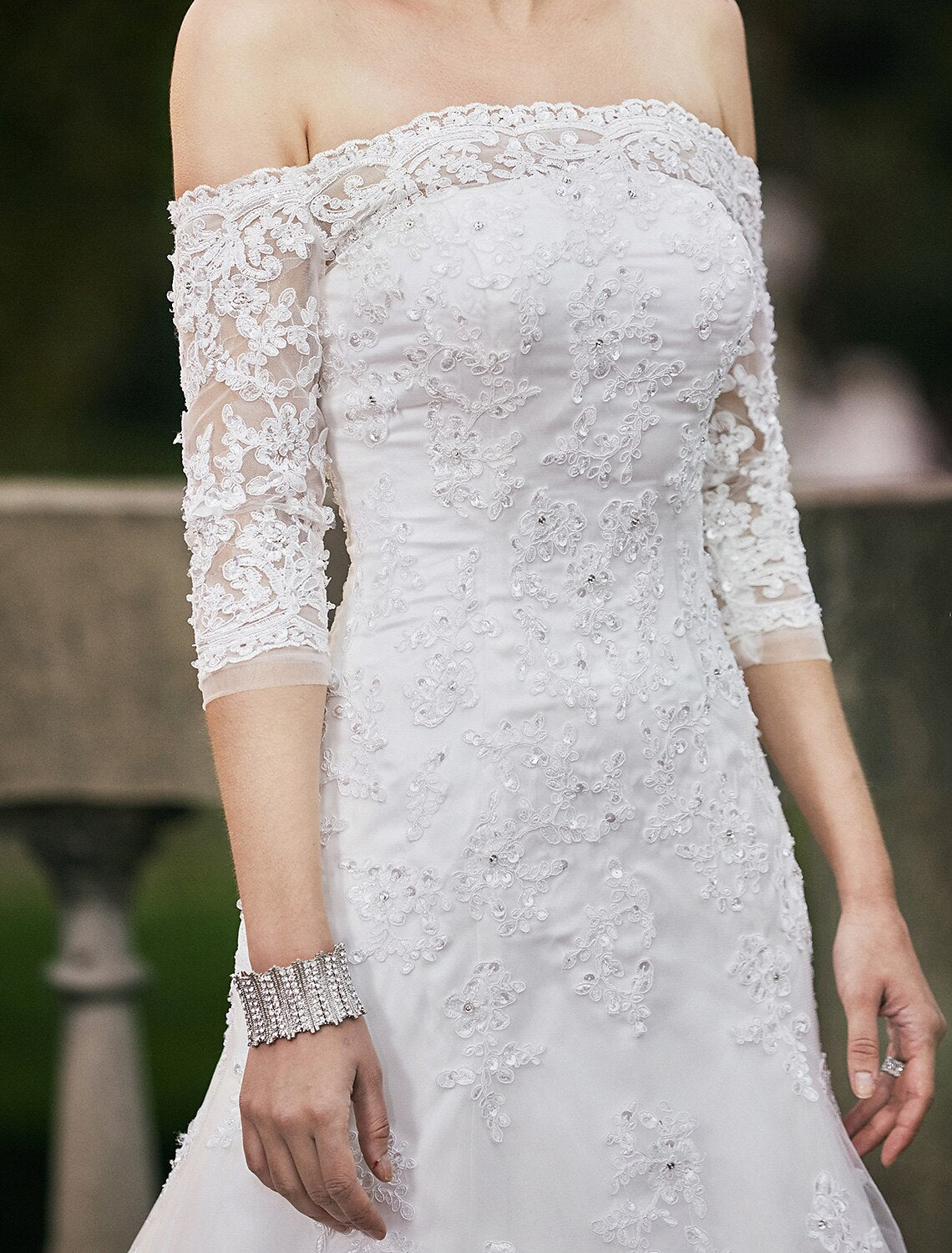 Hall Wedding Dresses A-Line Off Shoulder 3/4-Length Sleeve Sweep / Brush Train Lace Bridal Gowns With Beading Appliques