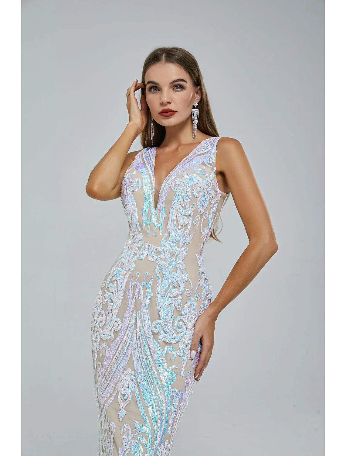 DingjiMermaid / Trumpet Evening Gown Sparkle & Shine Dress Wedding Guest Engagement Court Train Sleeveless V Neck Sequined with Sequin