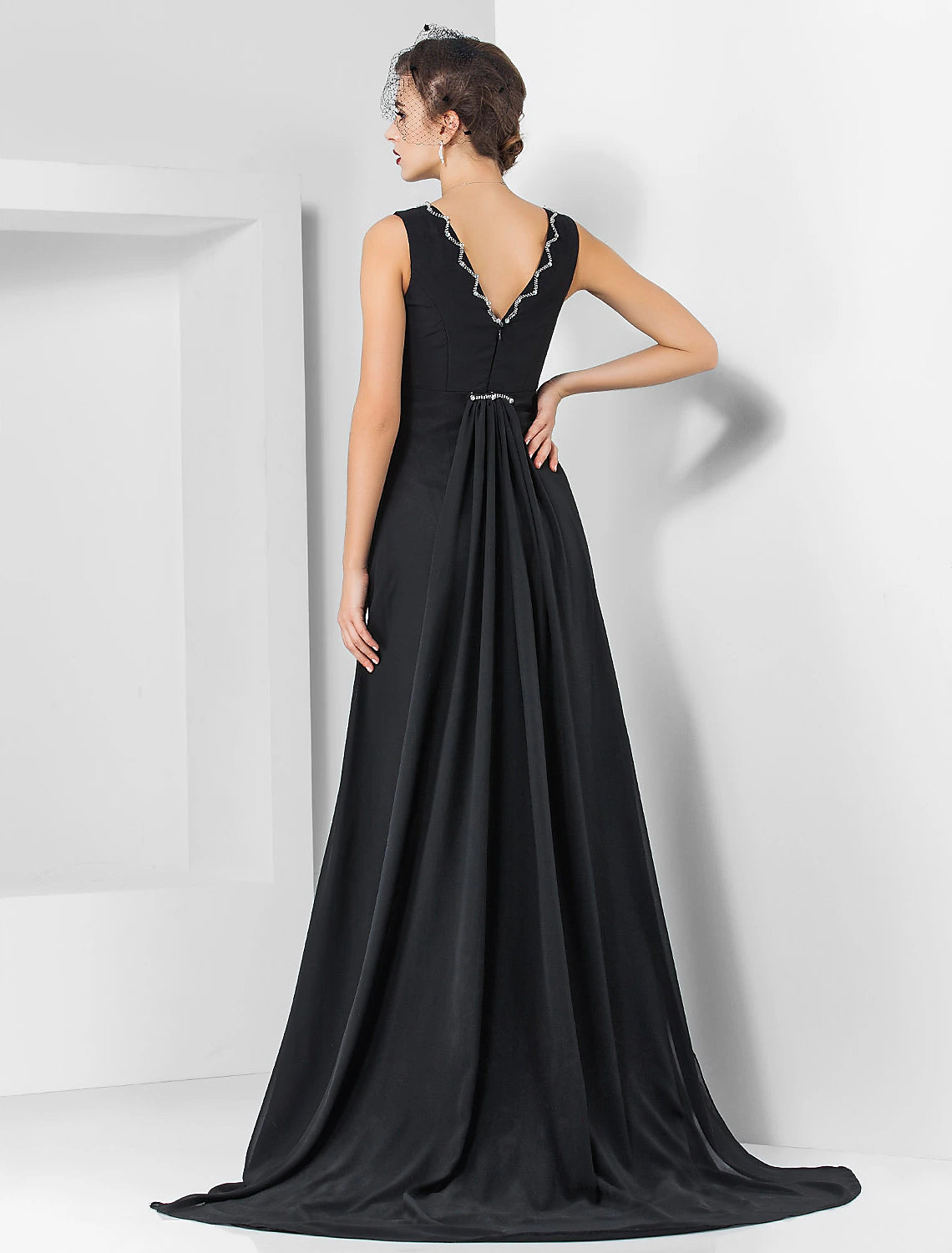 Sheath / Column Elegant Engagement Formal Evening Dress V Neck Sleeveless Sweep / Brush Train Chiffon with Crystals Draping