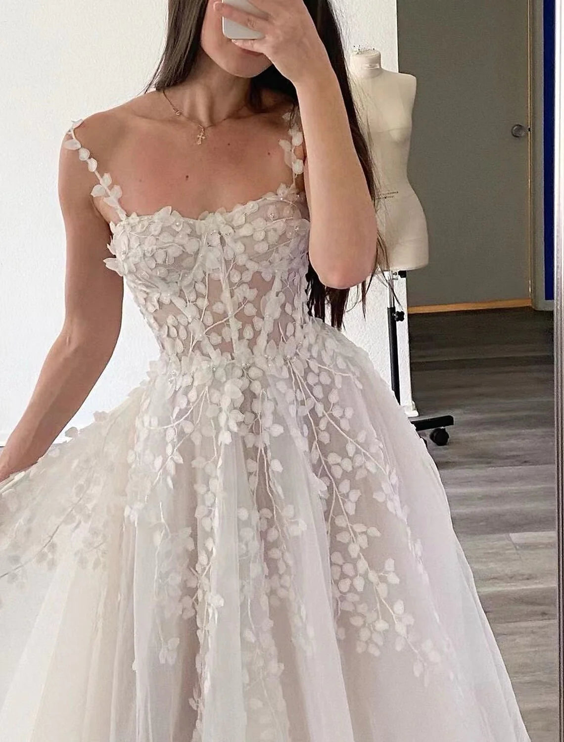 DingjiBeach Boho Wedding Dresses A-Line Square Neck Sleeveless Sweep / Brush Train Chiffon Bridal Gowns With Embroidery Appliques