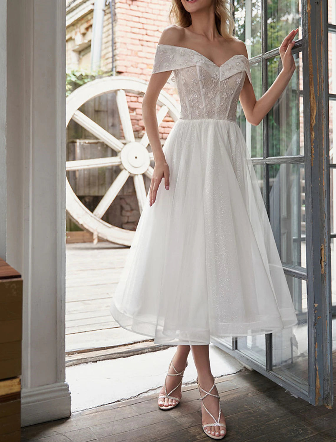 Bridal Shower Little White Dresses Wedding Dresses A-Line Off Shoulder Cap Sleeve Tea Length Lace Bridal Gowns With Appliques Solid Color