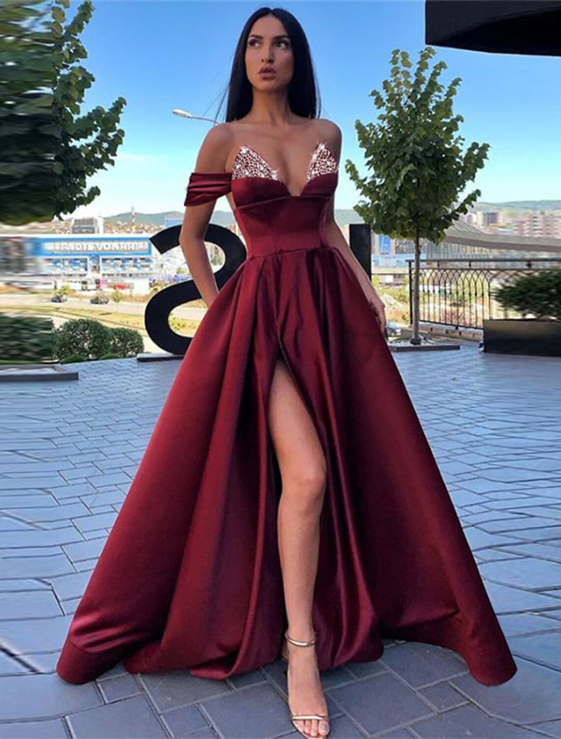 A-Line Evening Gown Sexy Dress Wedding Guest Prom Floor Length Short Sleeve V Neck Satin with Beading Slit