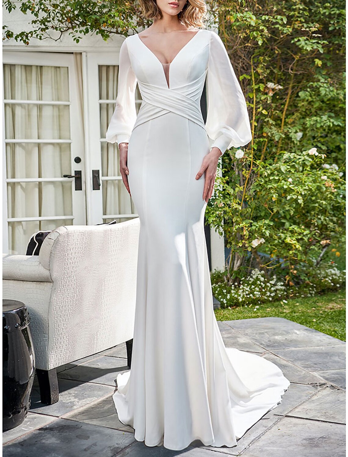 Casual Wedding Dresses Mermaid / Trumpet V Neck Long Sleeve Court Train Stretch Fabric Bridal Gowns With Buttons