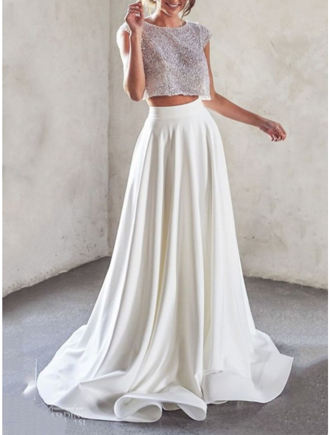 Beach Sparkle & Shine Wedding Dresses A-Line Scoop Neck Cap Sleeve Sweep / Brush Train Sequined Bridal Gowns With Pleats