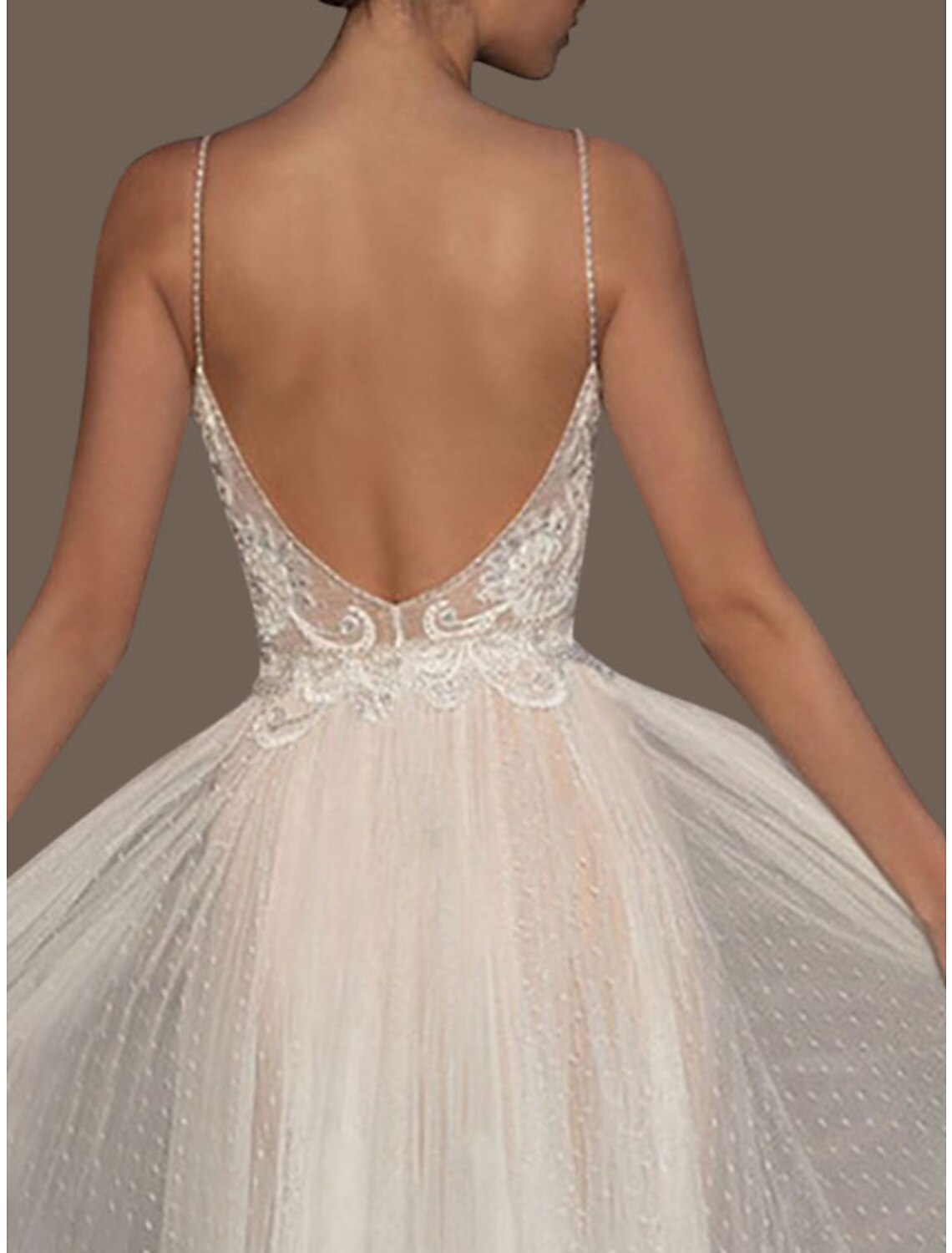 Beach Open Back Wedding Dresses A-Line V Neck Sleeveless Floor Length Lace Bridal Gowns With Embroidery