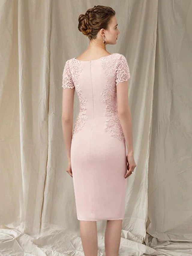 Sheath / Column Mother of the Bride Dress Elegant Jewel Neck Knee Length Lace Stretch Fabric Short Sleeve with Appliques