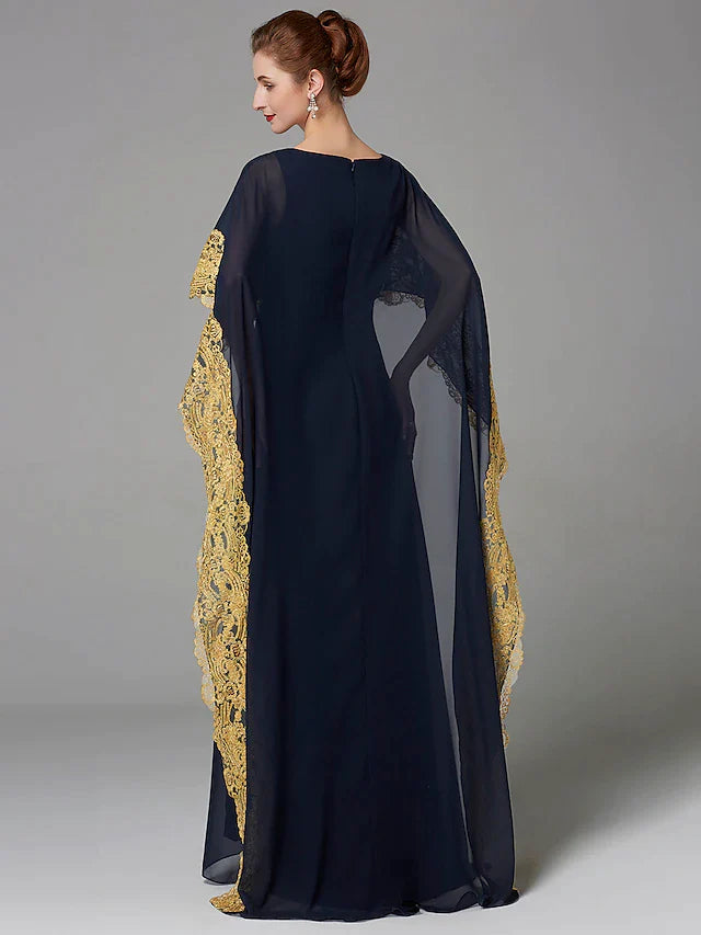 A-Line Mother of the Bride Dress Plus Size Elegant Bateau Neck Sweep / Brush Train Chiffon Sleeveless with Lace