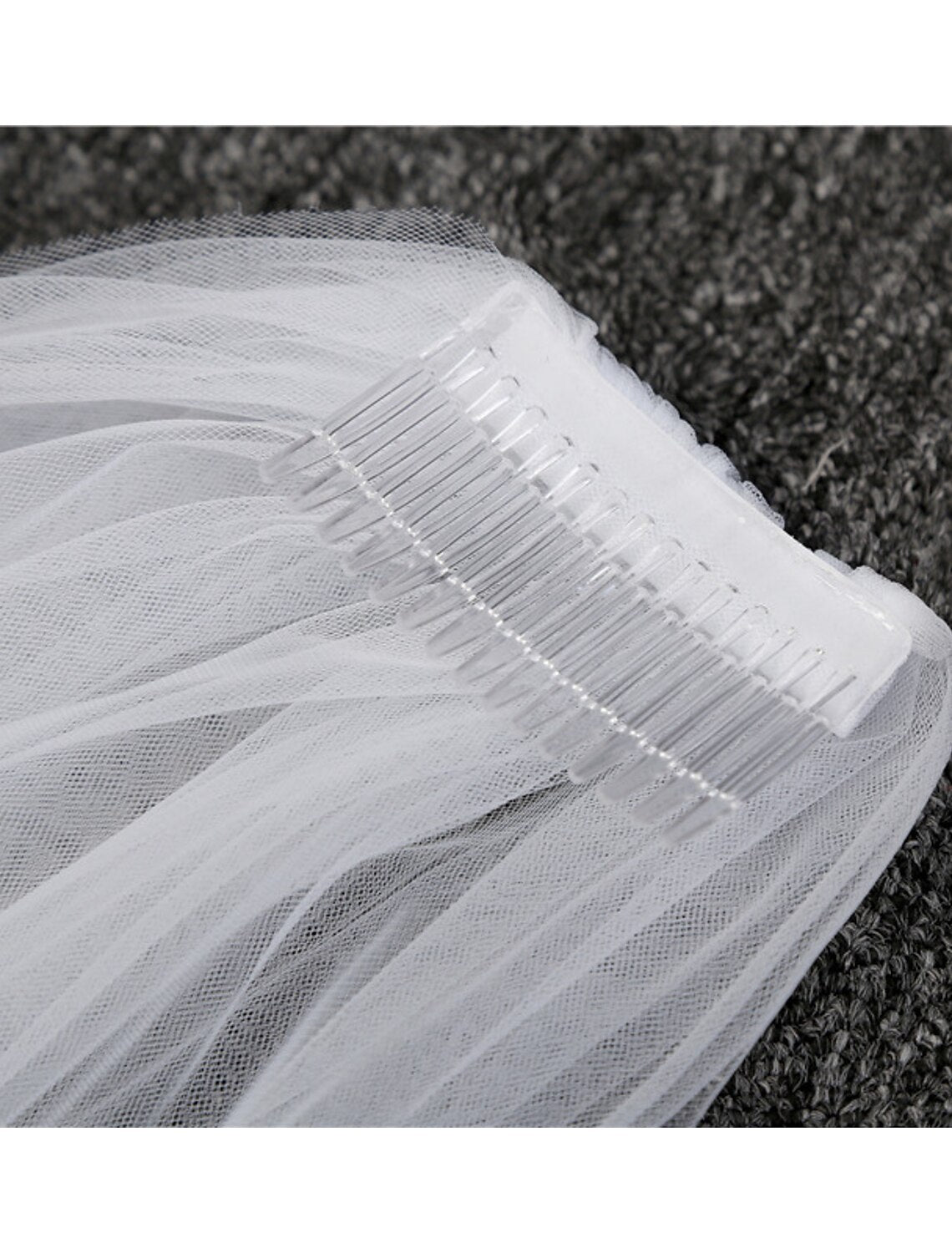 One-tier Simple Wedding Veil Chapel Veils with Solid Tulle