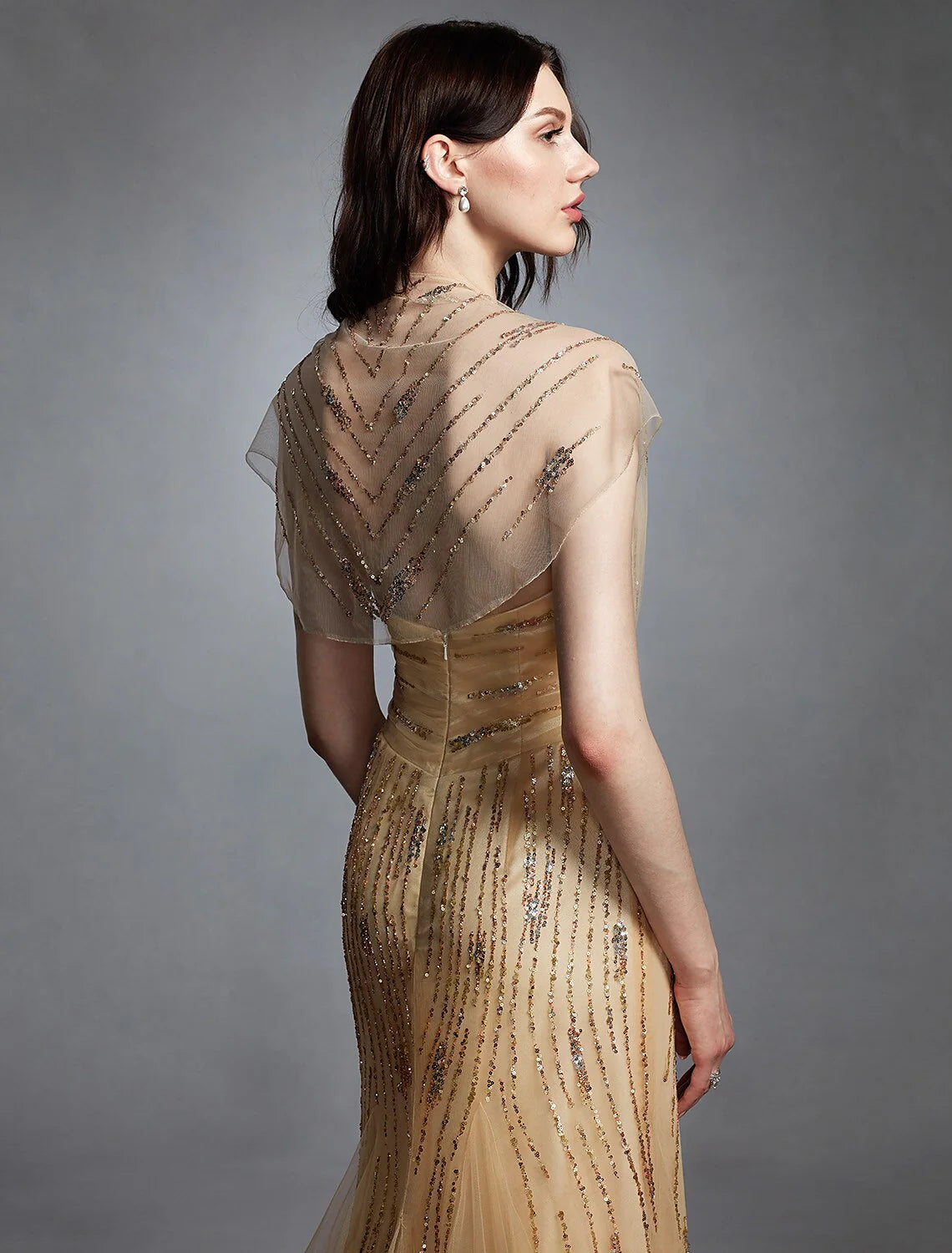 DingjiSheath / Column V Neck Sweep / Brush Train Tulle Made-To-Measure Wedding Dresses with Sequin