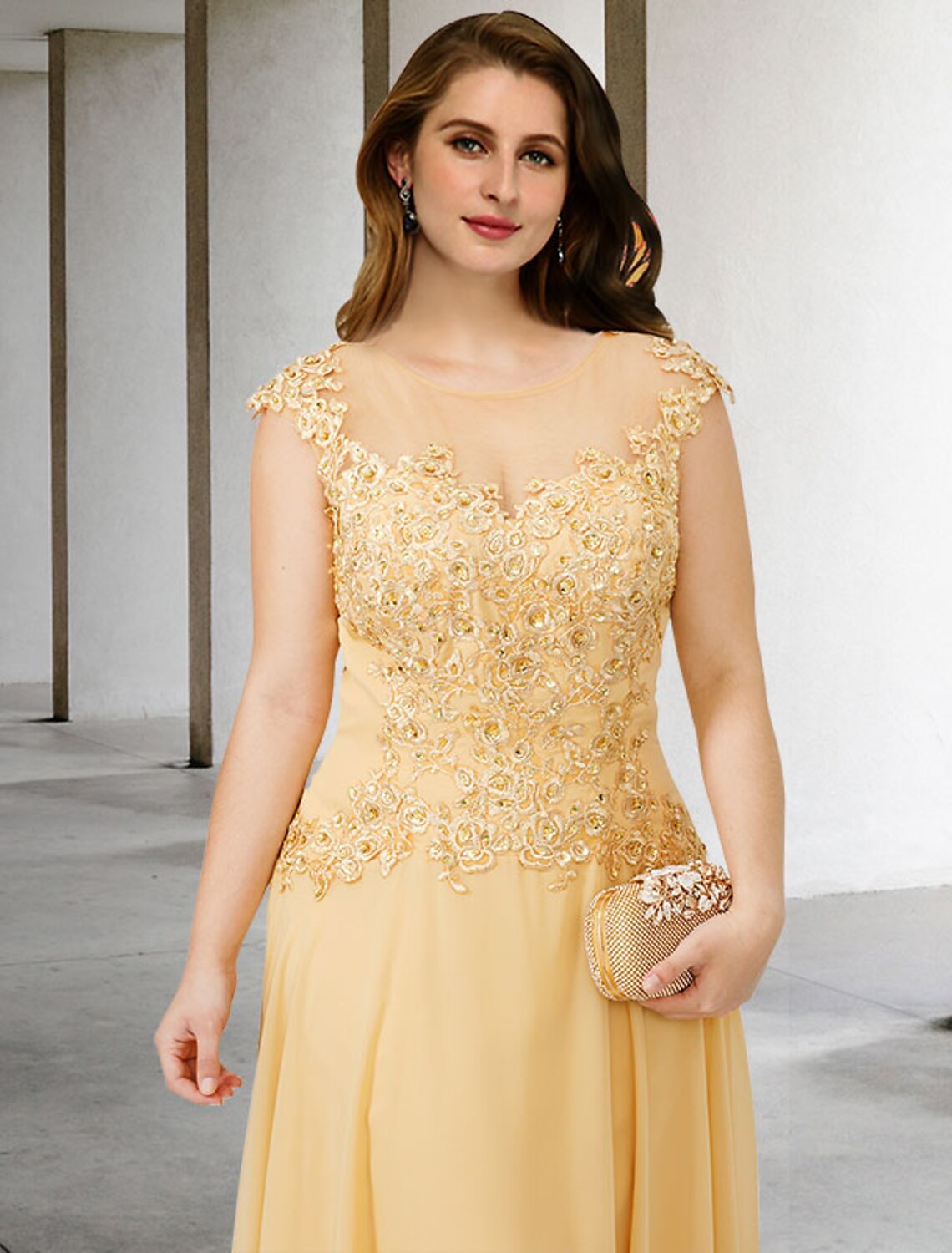 A-Line Plus Size Curve Mother of the Bride Dresses Elegant Dress Formal Sweep / Brush Train Sleeveless Jewel Neck Chiffon with Beading Appliques