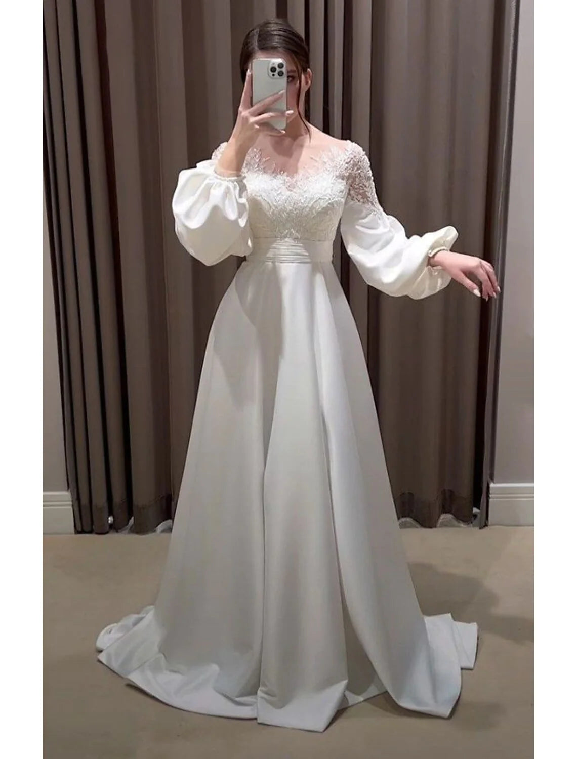 DingjiHall Vintage Formal Wedding Dresses A-Line V Neck Long Sleeve Sweep / Brush Train Satin Bridal Gowns With Embroidery Appliques