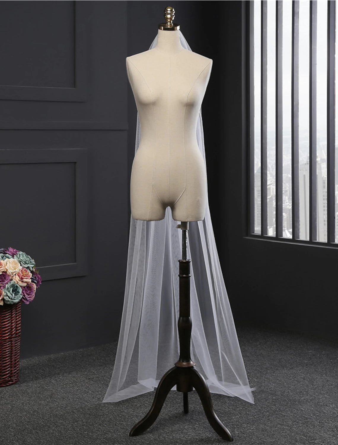 One-tier Simple Wedding Veil Chapel Veils with Solid Tulle