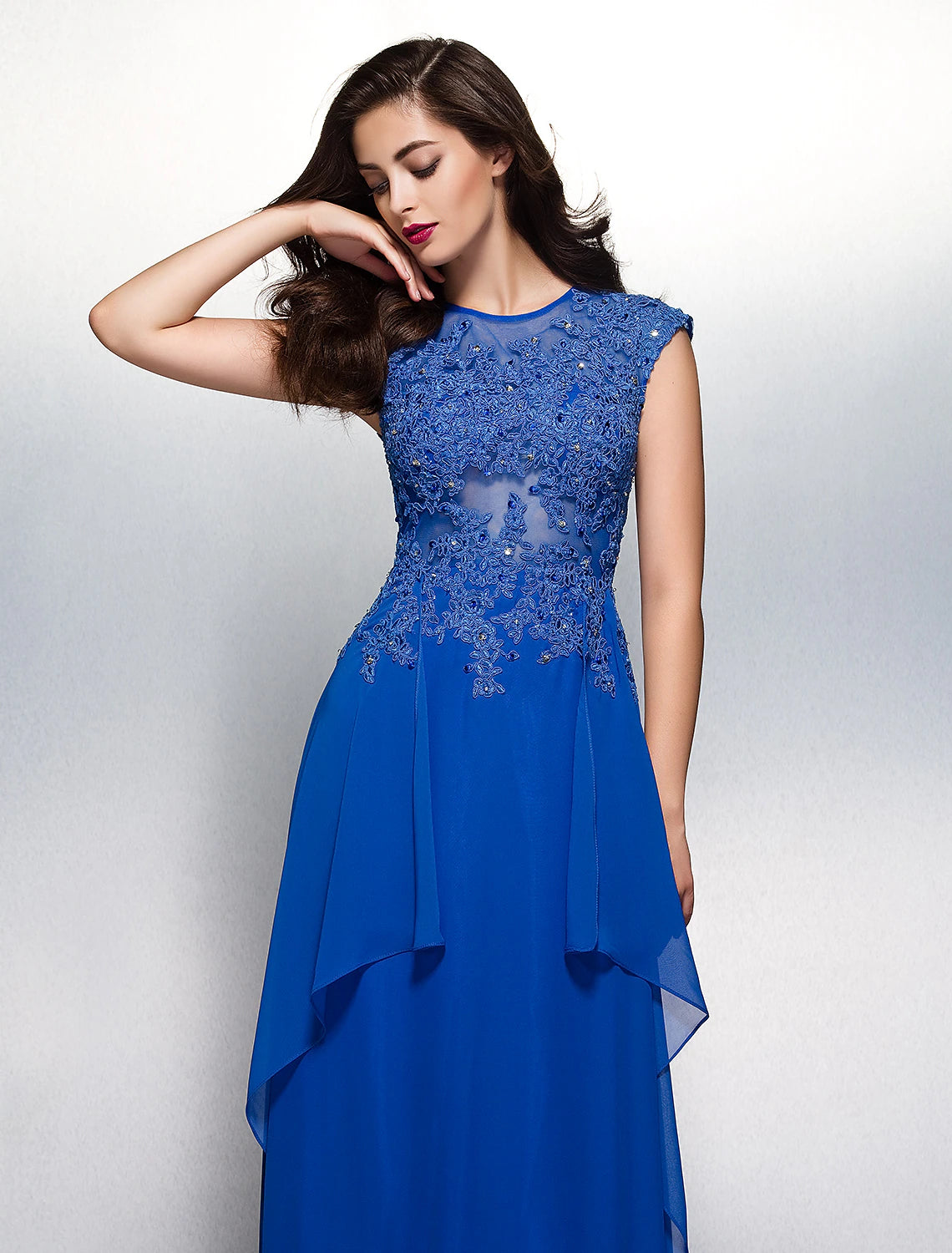 Sheath / Column Elegant Floral Formal Evening Wedding Party Dress Illusion Neck Short Sleeve Sweep / Brush Train Chiffon with Appliques