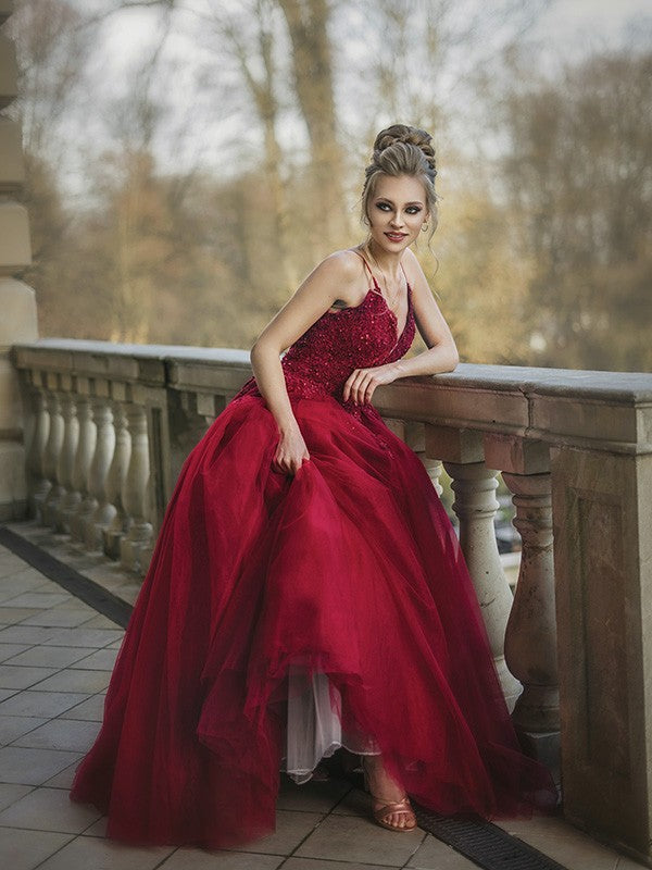 Ball Gown Tulle Spaghetti Straps Applique Sweep/Brush Train Sleeveless Dresses