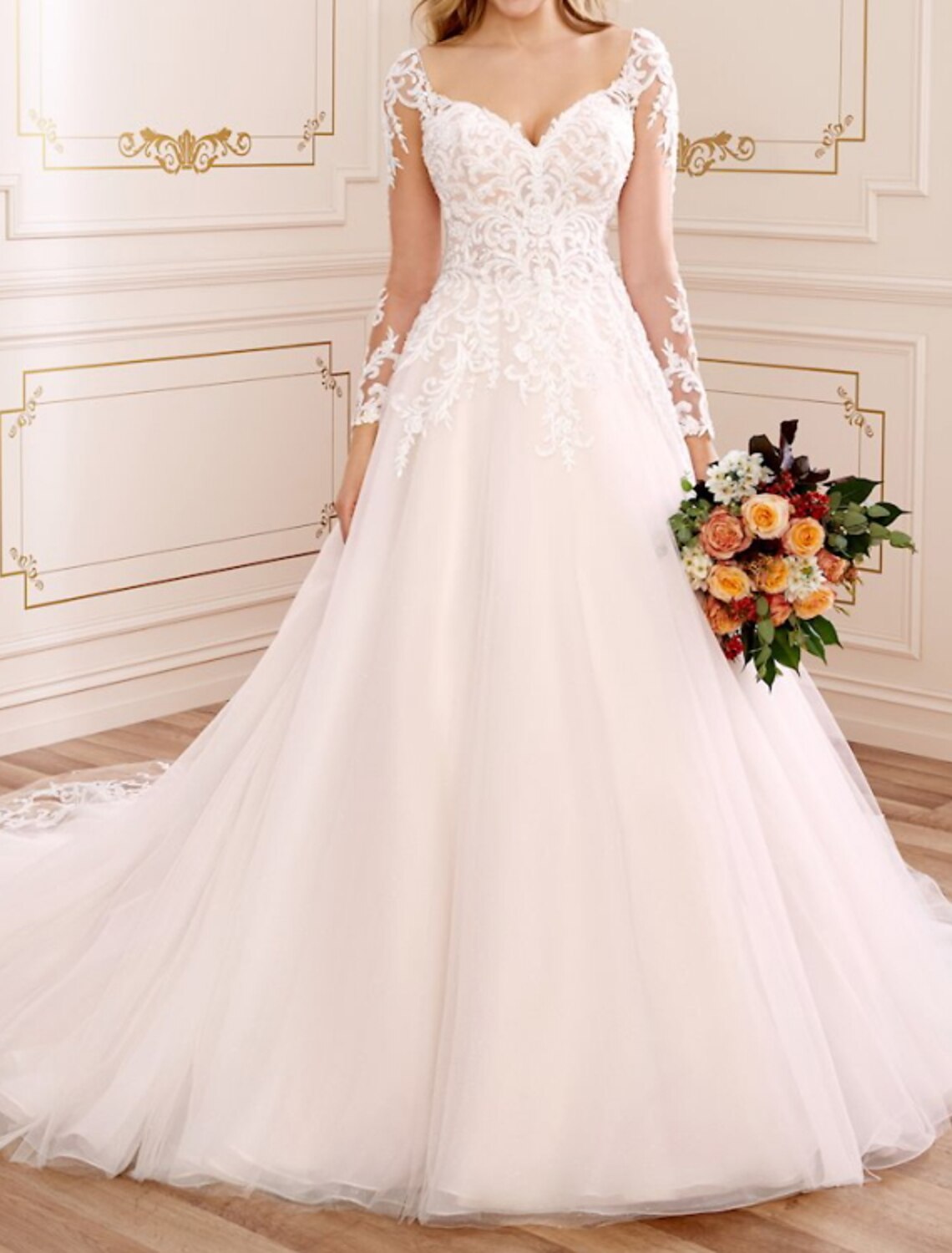 Engagement Formal Fall Wedding Dresses Ball Gown V Neck Long Sleeve Court Train Lace Bridal Gowns With Appliques Summer Wedding Party, Women‘s Clothing