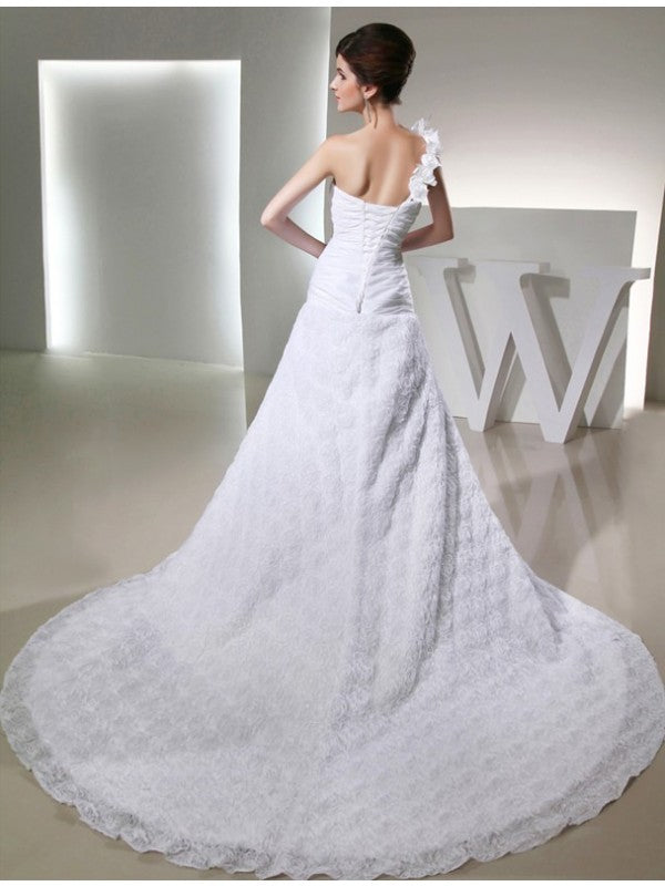 A-Line/Princess One-shoulder Sleeveless Taffeta Hand-made Flowers Long Wedding Dresses