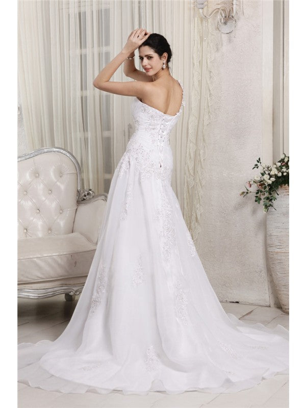 A-Line/Princess One-Shoulder Sleeveless Beading Applique Long Organza Wedding Dresses