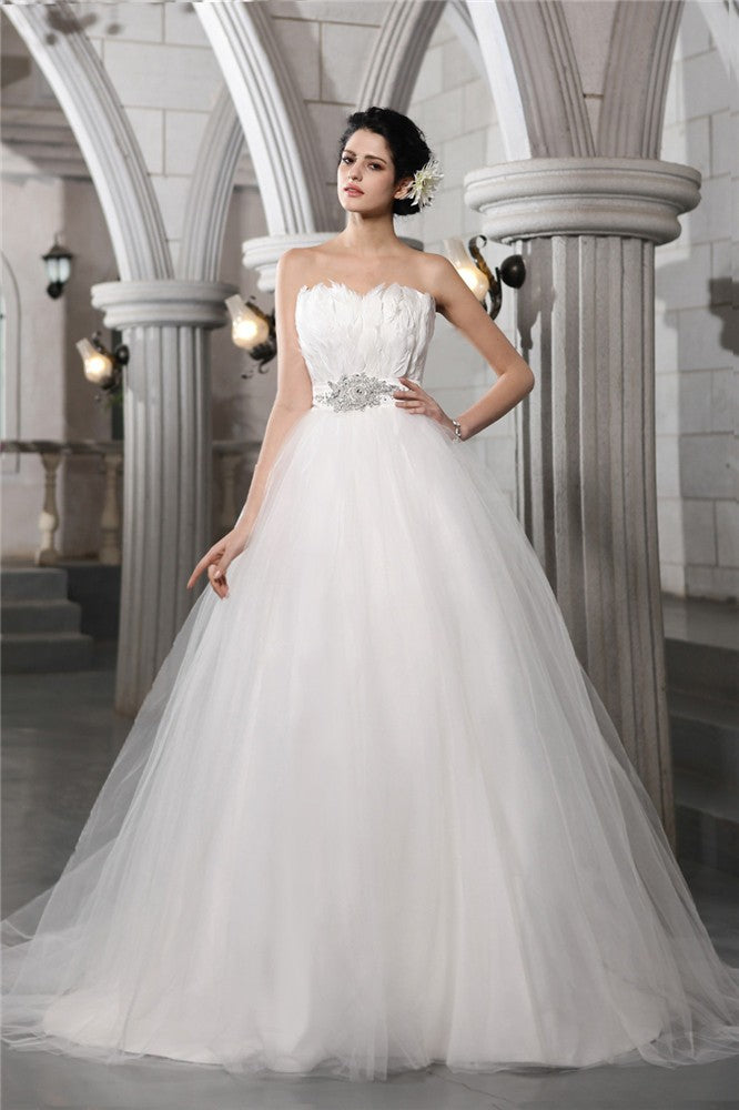 Ball Gown Strapless Sleeveless Beading Feather Long Net Wedding Dresses