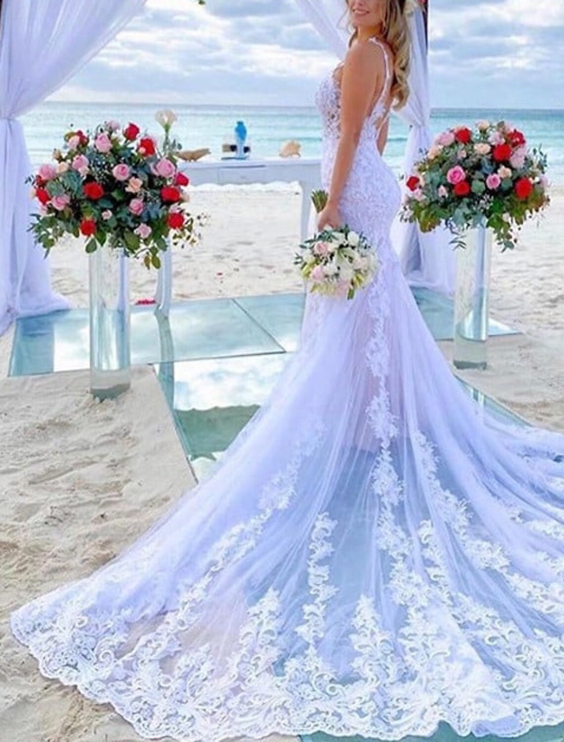Beach Wedding Dresses in Color Wedding Dresses Mermaid / Trumpet Sweetheart Camisole Spaghetti Strap Chapel Train Satin Bridal Gowns With Appliques