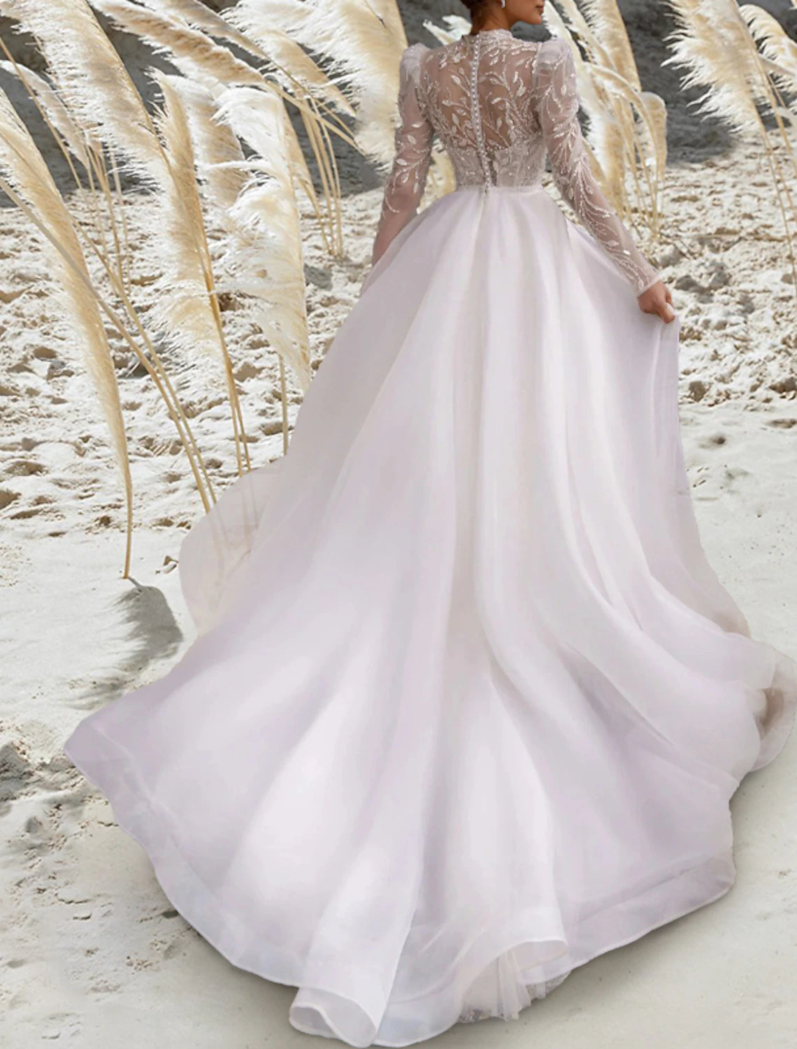 Beach Vintage Formal Wedding Dresses A-Line Illusion Neck Long Sleeve Court Train Lace Bridal Gowns With Beading