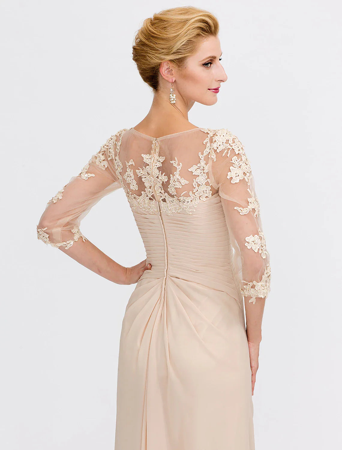 DingjiA-Line Mother of the Bride Dress Fall Wedding Guest Dresses Plus Size Elegant See Through V Neck Floor Length Chiffon Half Sleeve with Appliques Side Draping