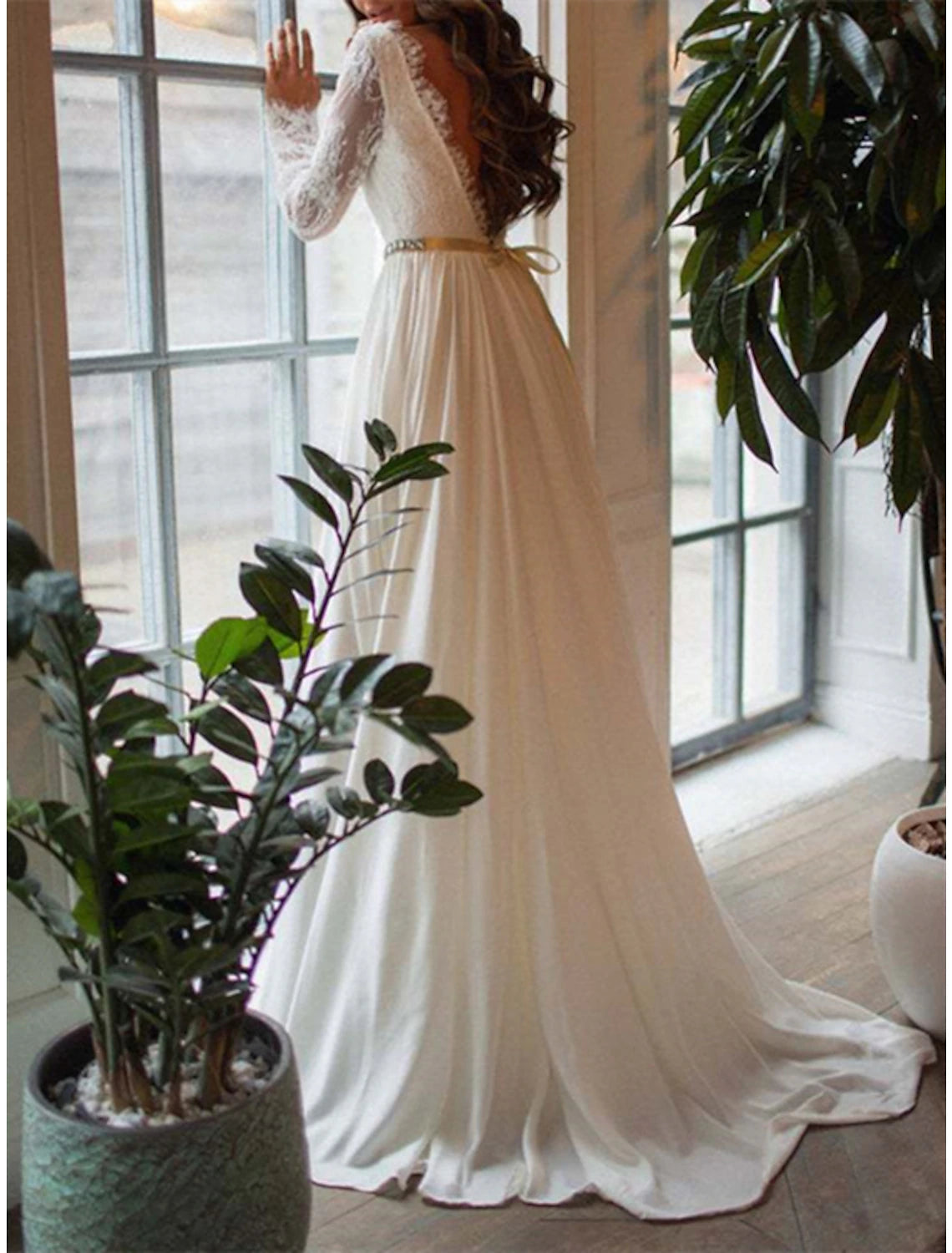 Beach Wedding Dresses A-Line Scoop Neck Long Sleeve Sweep / Brush Train Chiffon Bridal Gowns With Sashes / Ribbons Bow(s)